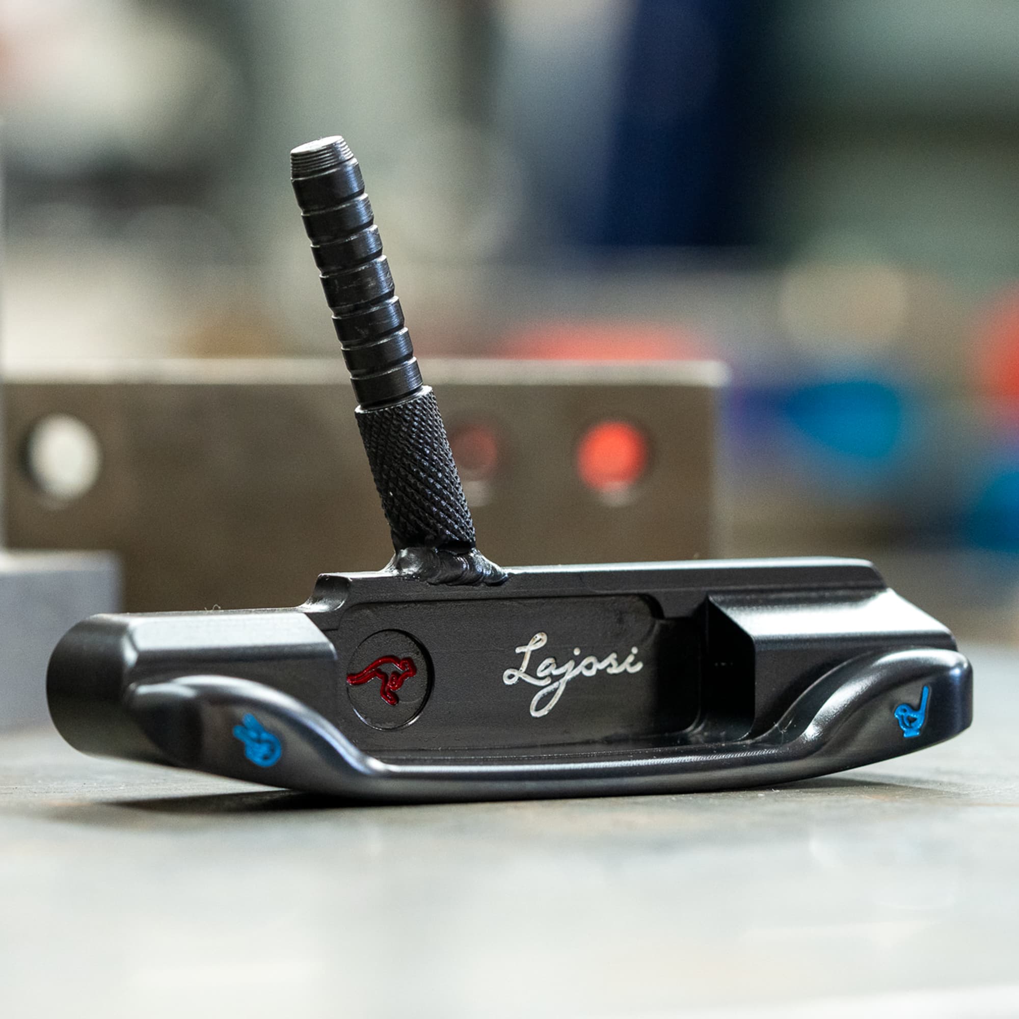 DD201 - Centre Shafted Roo Crafted Custom w/ Black Oxide Finish