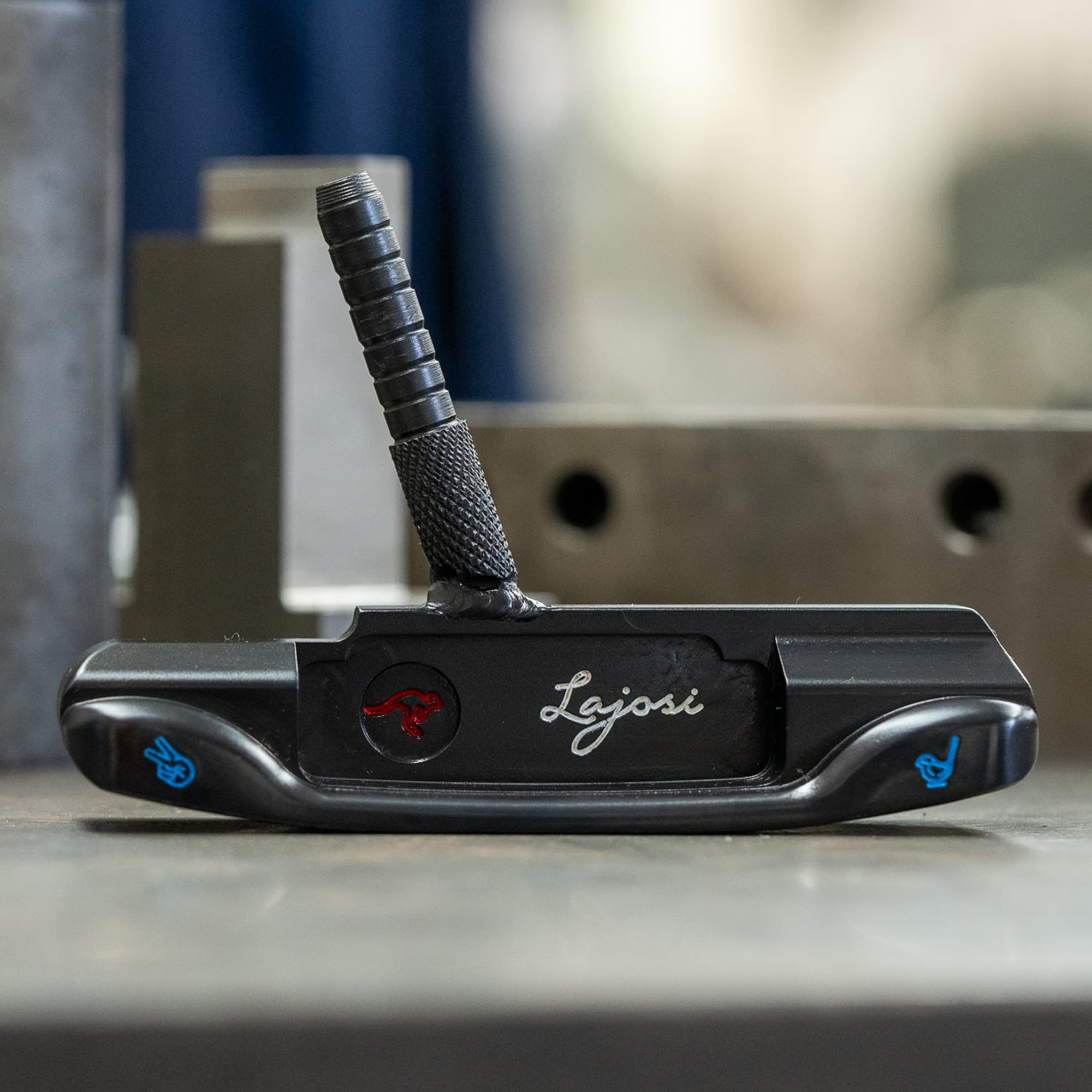 DD201 - Centre Shafted Roo Crafted Custom w/ Black Oxide Finish